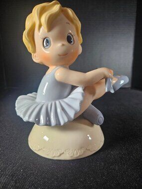 Classic Treasures Porcelain Ballerina Figurine Blonde Hair Blue Tutu 7.25" Tall